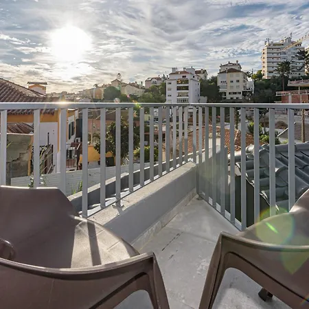 Village Bed & Breakfast Estoril