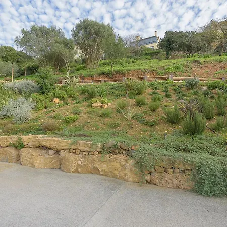 Village Bed & Breakfast Estoril