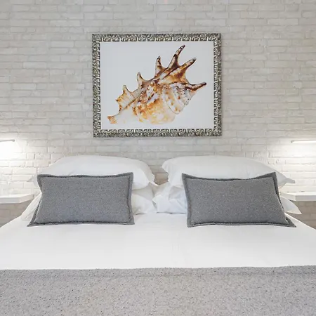 Village Couette-café 4*